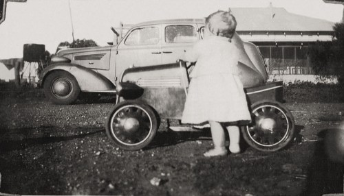 1942_ian__cars